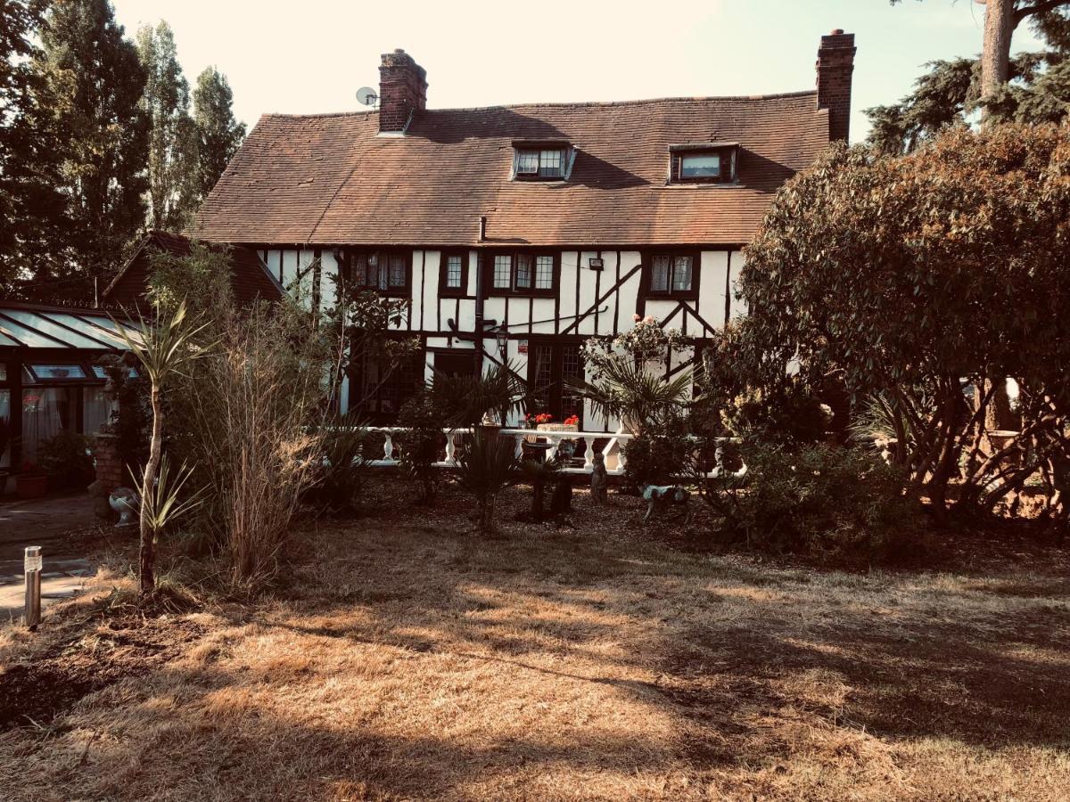 Tudor House - Double Room - En Suite Goff's Oak Εξωτερικό φωτογραφία