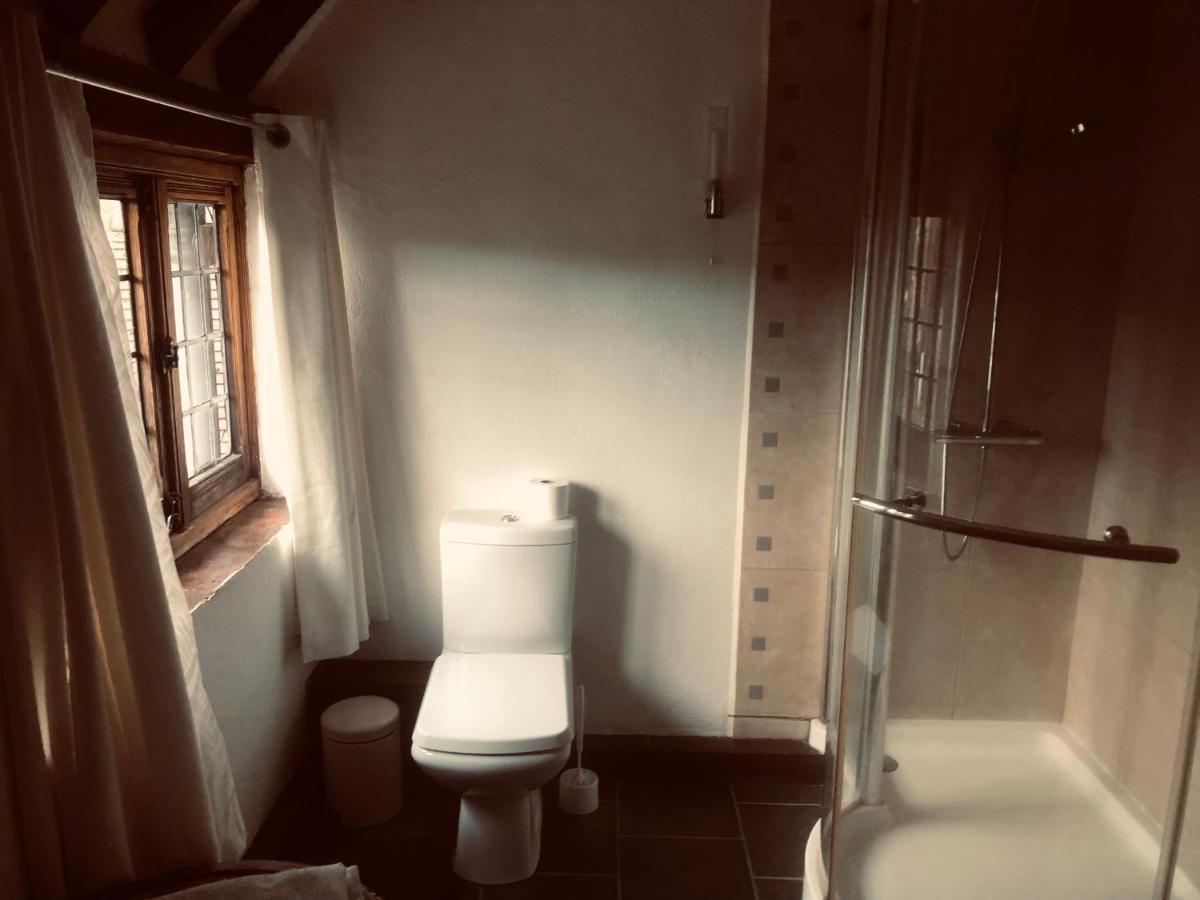 Tudor House - Double Room - En Suite Goff's Oak Εξωτερικό φωτογραφία