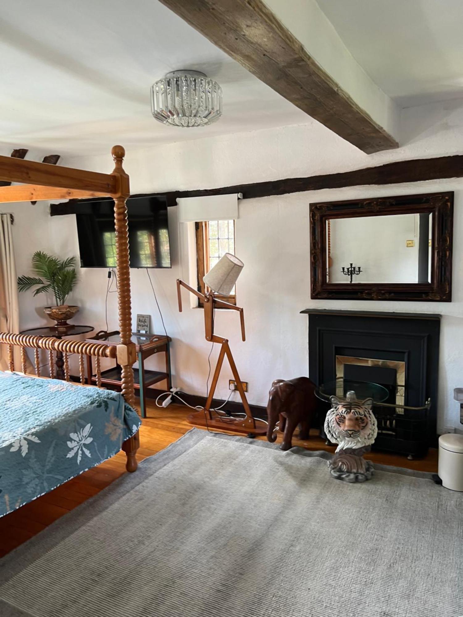 Tudor House - Double Room - En Suite Goff's Oak Εξωτερικό φωτογραφία