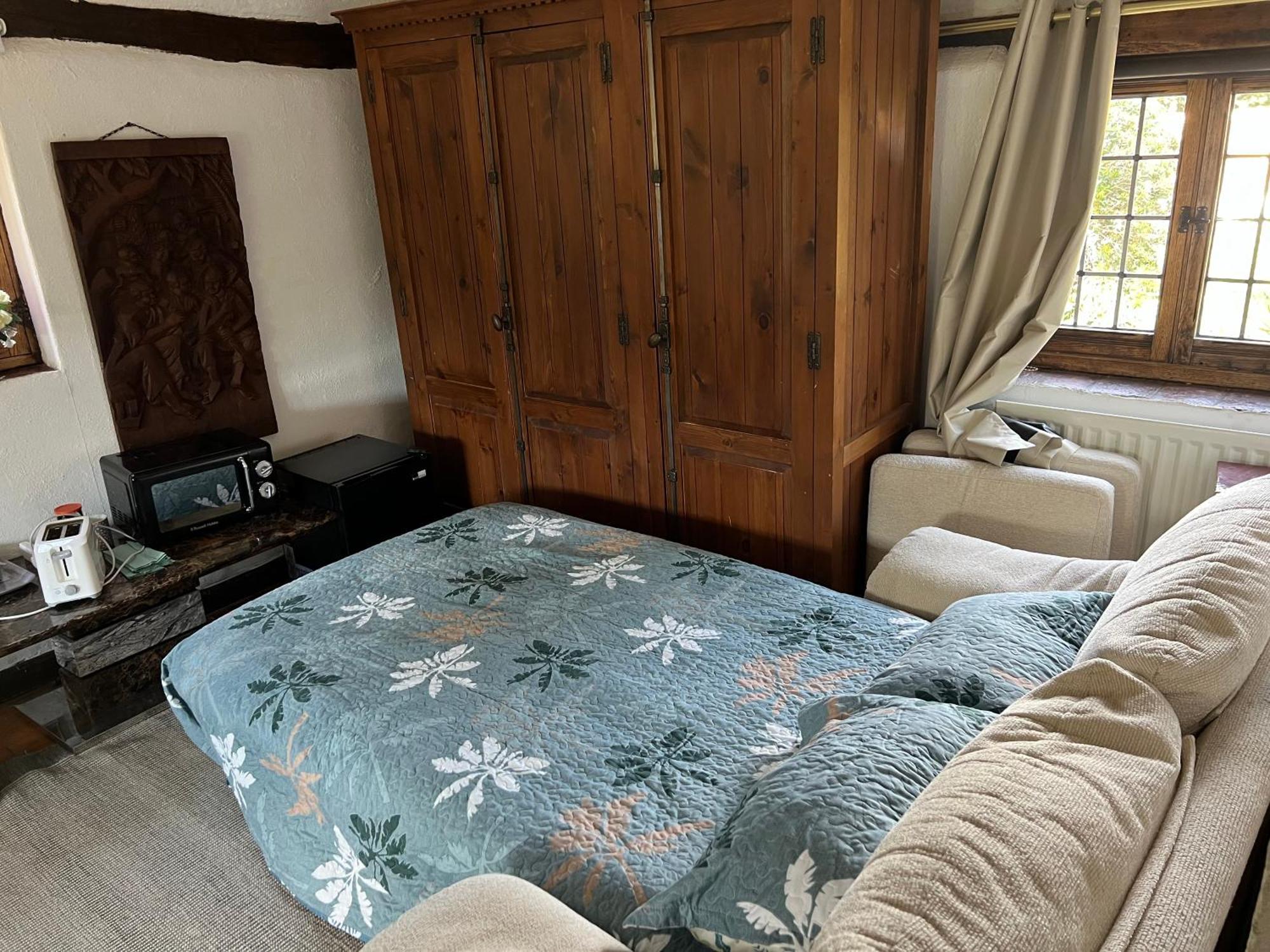 Tudor House - Double Room - En Suite Goff's Oak Εξωτερικό φωτογραφία